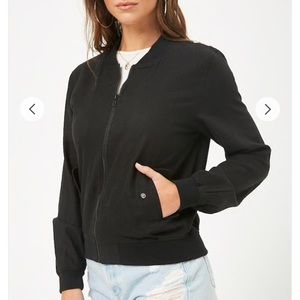 Bomber jacket NWOT 🌼